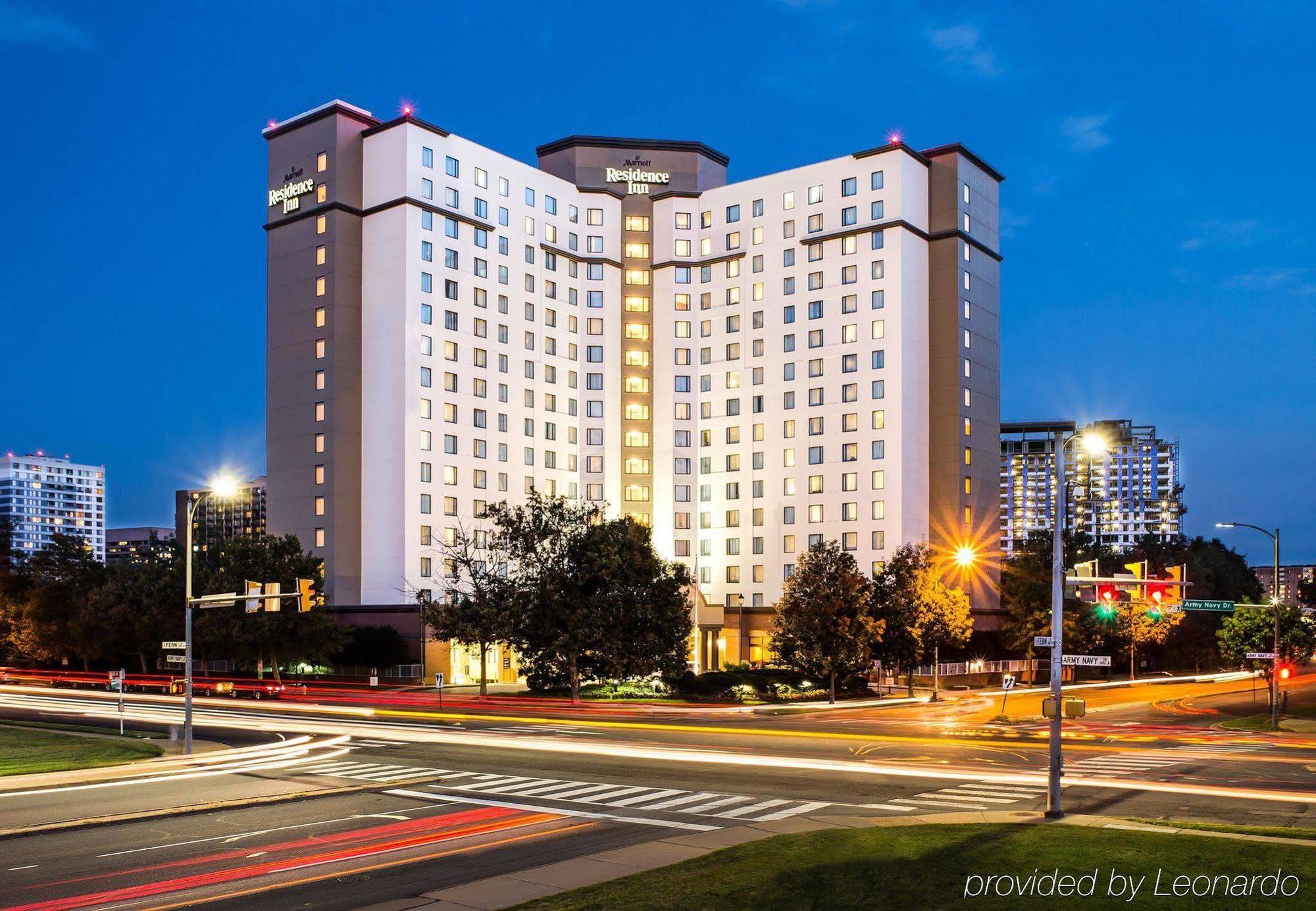 Residence Inn Arlington Pentagon City Экстерьер фото