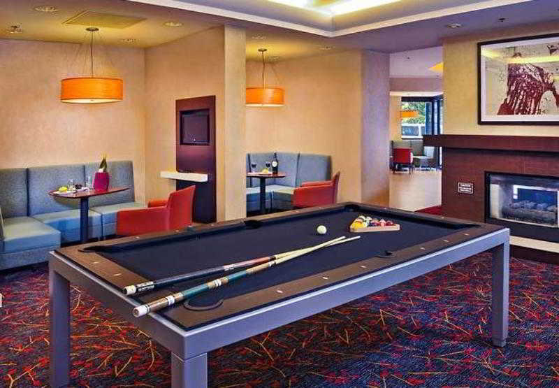 Residence Inn Arlington Pentagon City Экстерьер фото