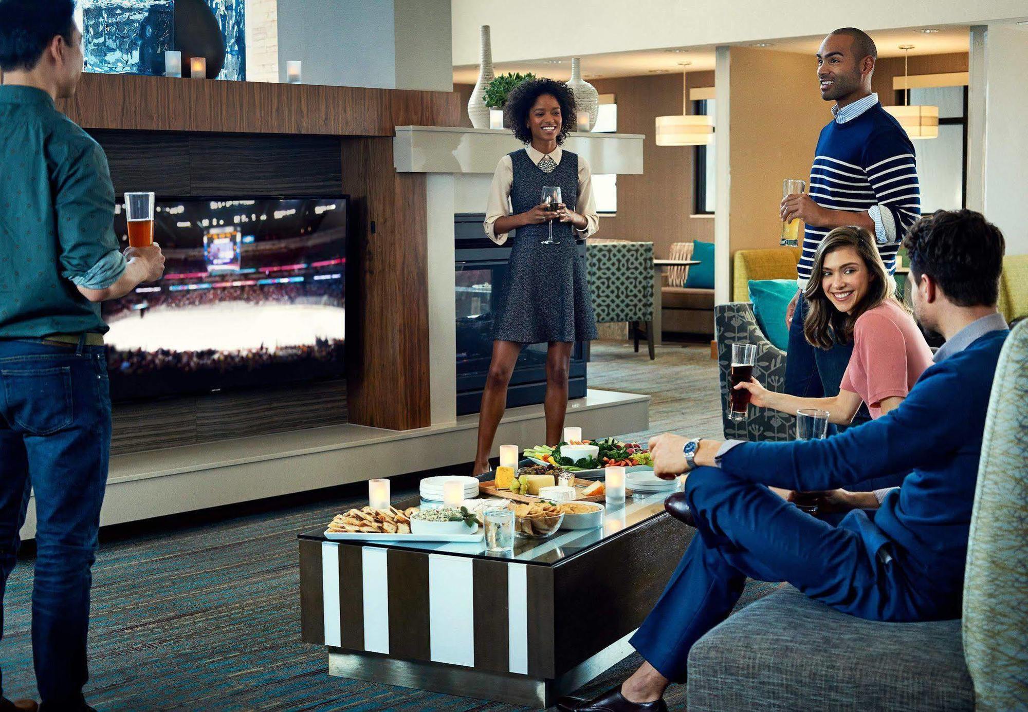 Residence Inn Arlington Pentagon City Экстерьер фото