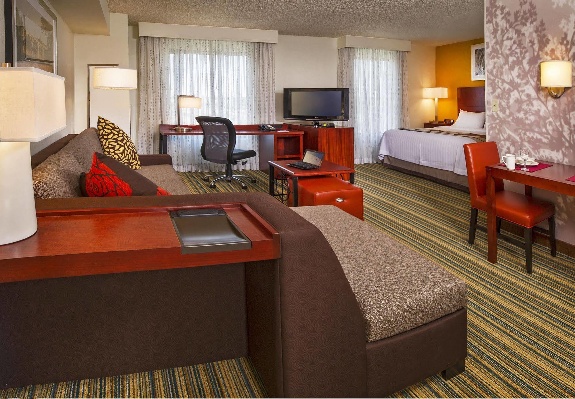 Residence Inn Arlington Pentagon City Номер фото