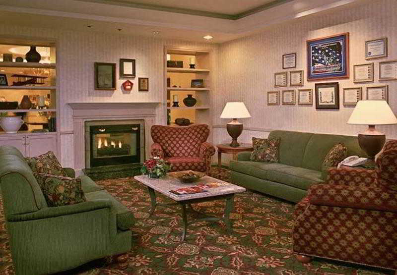 Residence Inn Arlington Pentagon City Экстерьер фото
